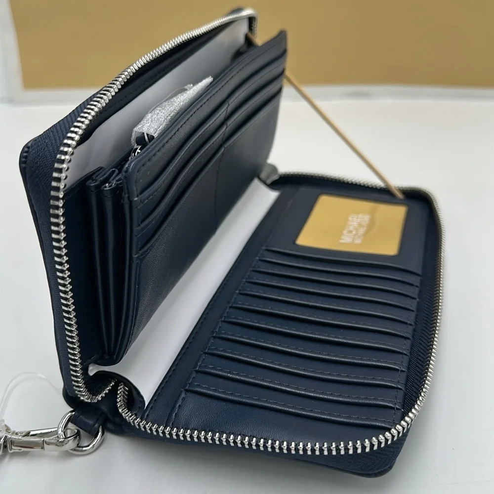 MICHAEL KORS Continental Wristlet Phone Case Wallet Black  NWT